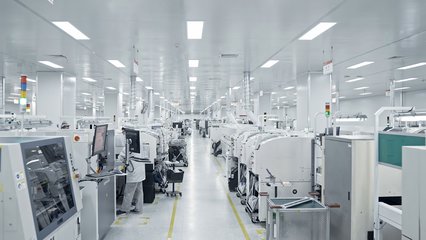 陽光電源光伏逆變器SMT生產車間自動化產線,產品出口150多個國家和地區。